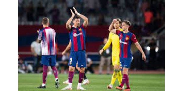 La star de 17 ans du FC Barcelone fait ses débuts